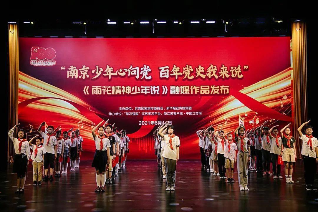 试BMW新5系:家在中国/不止加长 7系同款8K屏看哭老外